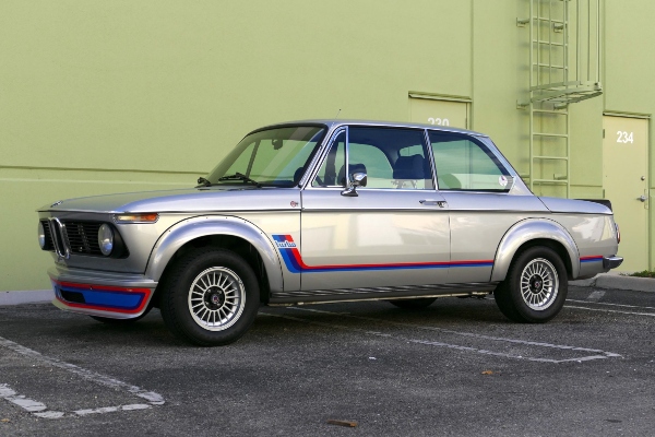 klasik-bez-premca-bmw-2002-turbo