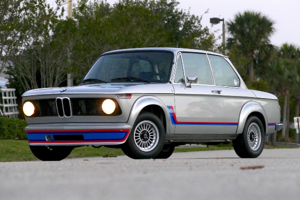 klasik-bez-premca-bmw-2002-turbo