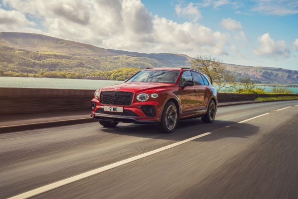 bentley-predstavlja-vrhunsku-sportsku-liniju-svog-bentayga-opsega