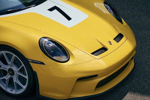 Pobednik Le Mana poželeo 911 GT3 u liveriji svog trkačkog modela