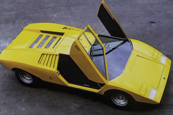 lamborghini-predstavlja-klasicni-coutach-prototip-podignut-iz-pepela