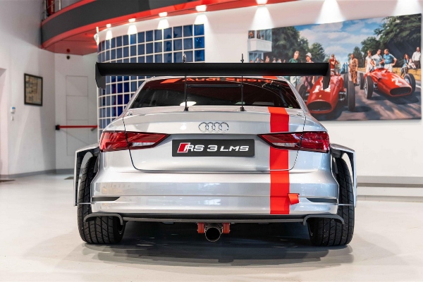 Audi ima rešenje za sve koji želi da budu zvezde na trkačkoj stazi