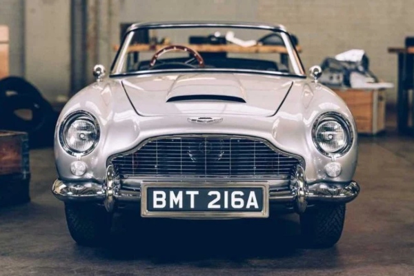 aston-martin-predstavlja-db5-no-time-to-die-junior-ediciju