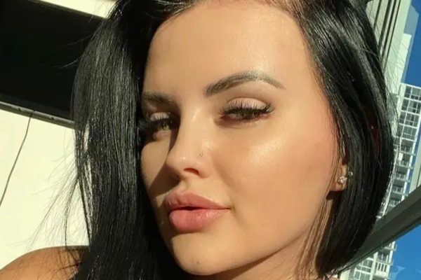 nadarena-australijanka-svoje-trke-finansira-snimanjem-pornografije