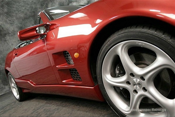 qvale-mangusta-pravi-egzotik-u-svetu-sportskih-automobila