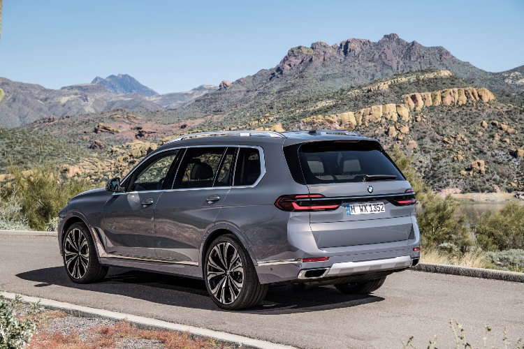 predstavljen-novi-luksuzni-bmw-x7