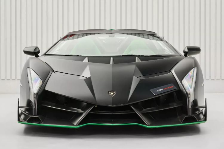 2015-lamborghini-veneno-roadster-no2-2