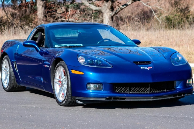 corvette-z06-iz-2006-aukcija-prototip