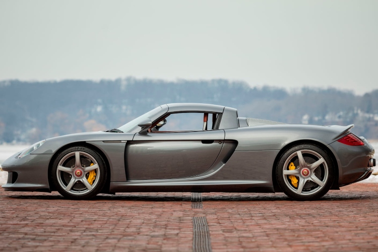 predivni-porsche-carrera-gt-moze-oboriti-sve-rekorde