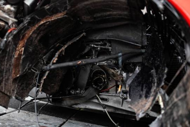 Nesrećni mehaničar slupao najskuplji Ferrari Enzo na svetu