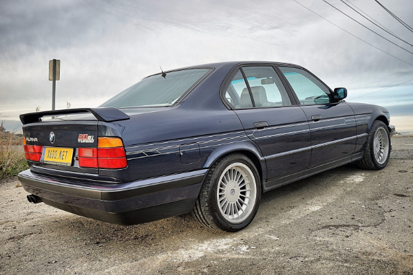 alpina-b10-bi-turbo-klasik-koji-i-danas-sija-istim-sjajem