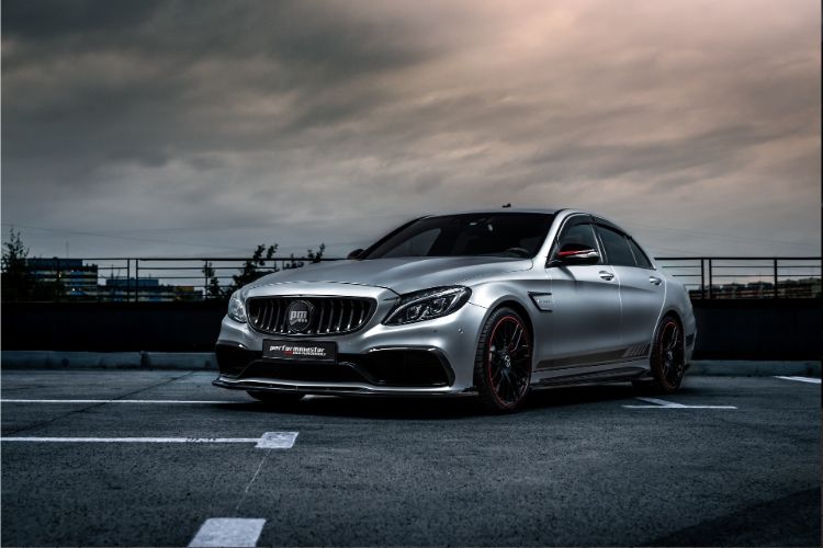 predivni-mercedes-amg-c63-v8-final-edition-sa-mocnih-612-ks-14