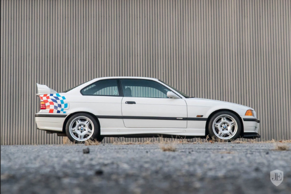 savrseni-bmw-e36-m3-sa-sredine-devedesetih-17