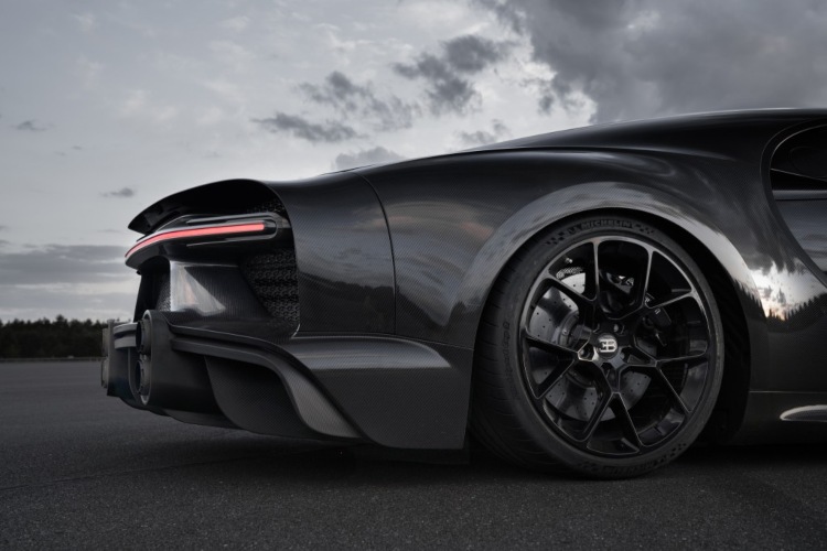 novi-bugatti-chiron-super-sport-travisa-skota-5