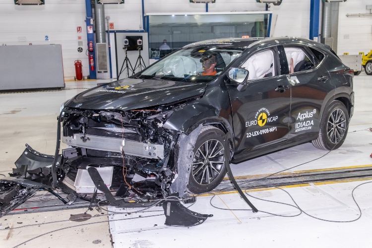 bmw-najgori-od-sve-dece-izasli-novi-euroncap-rezultati