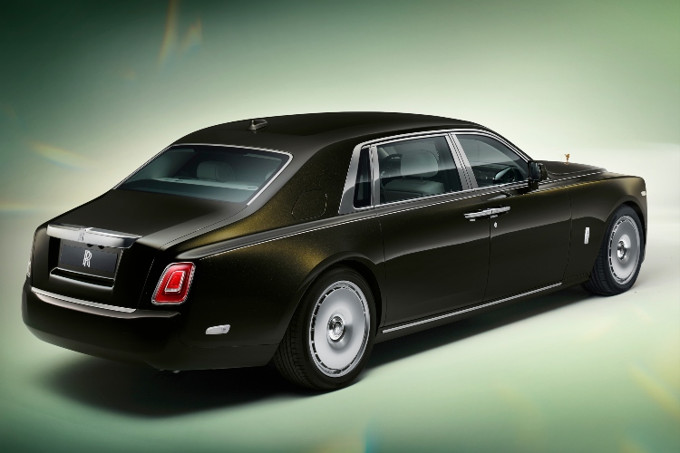 rolls-royce-phantom-series-ii-nova-ekspresija-luksuza