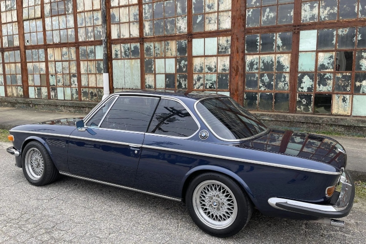 retko-koji-model-moze-po-lepoti-parirati-neverovatnom-bwm-30-cs-klasiku