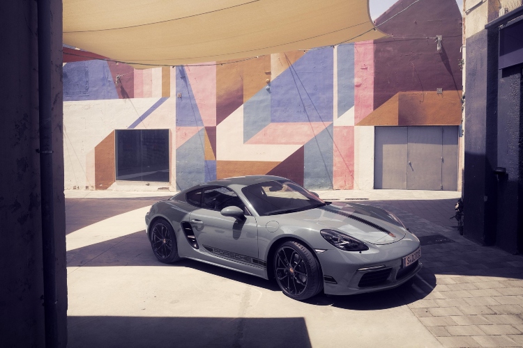 718-boxster-i-718-cayman-modeli-dobijaju-specijalna-style-edition-izdanja-17