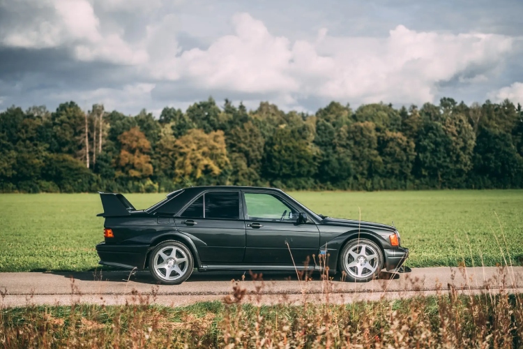 prelepi-mercedes-benz-190e-evo-ii-odlazi-na-aukciju-23