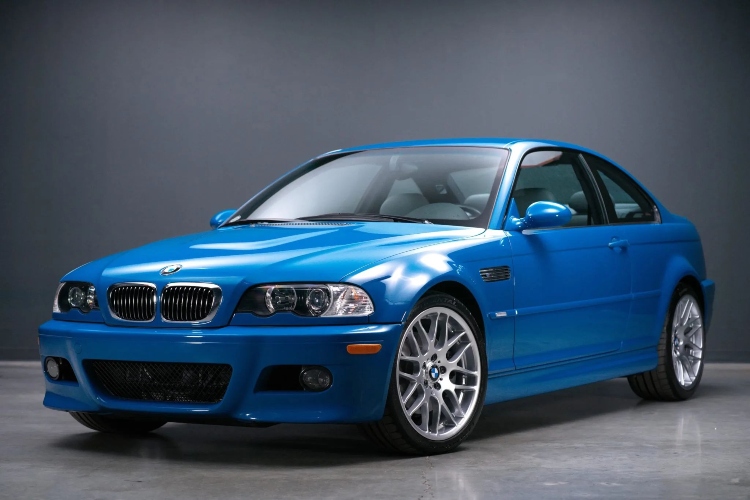 izvanredno-ocuvani-bmw-m3-unikatne-plave-nijanse