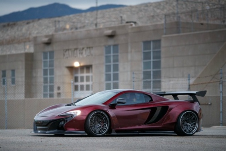 mclaren-liberty-walk-1