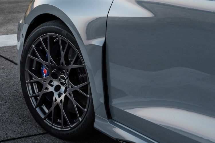 audi-rs3-performance-edition-10