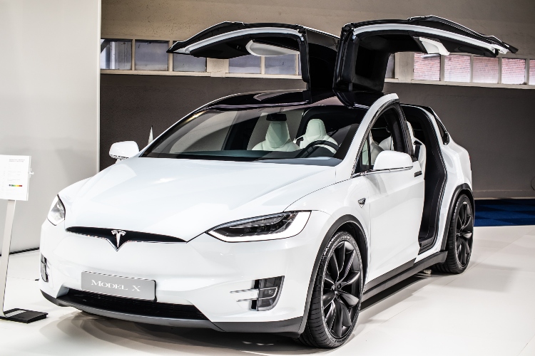 tesla-model-x-5