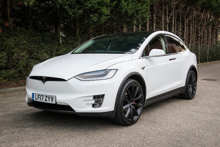 tesla-model-x-4