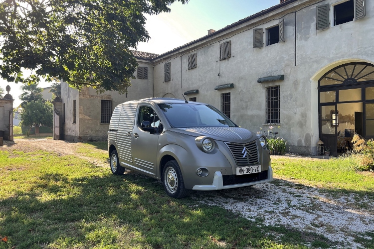 citroen-ozivljava-2cv-retro-vibraciju-novom-specijalnom-linijom-berlingo-modela-4