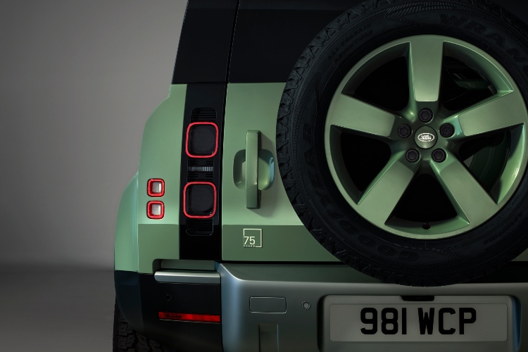 land-rover-defender-75-limited-edition-11