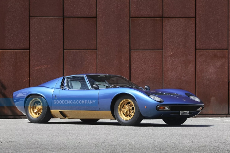 predivni-lamborghini-miura-p400-sv-predstavlja-savrsenog-italijanskog-pastuva