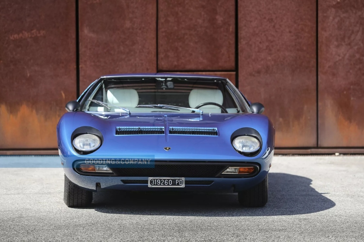 predivni-lamborghini-miura-p400-sv-predstavlja-savrsenog-italijanskog-pastuva-2