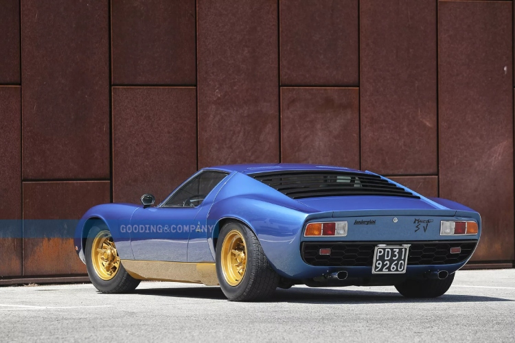 predivni-lamborghini-miura-p400-sv-predstavlja-savrsenog-italijanskog-pastuva-5