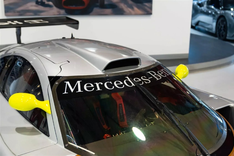 mercedes-clk-lm-19