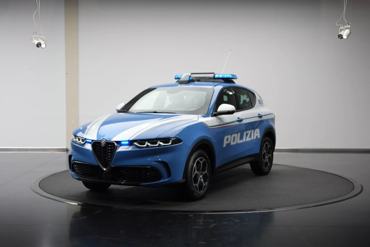 alfa-tonale-zvanicno-vozilo-italijanske-policije