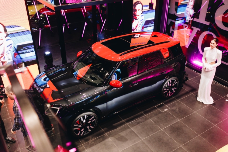 dream-big-novi-mini-cooper-i-mini-countryman-premijerno-predstavljeni-5