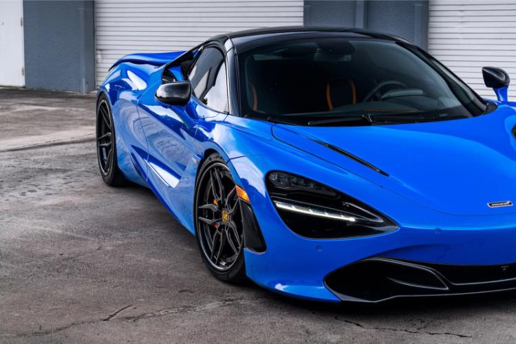 mclaren-720s-strasse-2