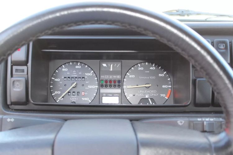 autoexclusive-1992-vw-golf-gti-16v-30