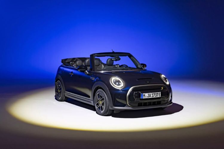 mini-convertible-se-elektricni-model-autoexclusive-10