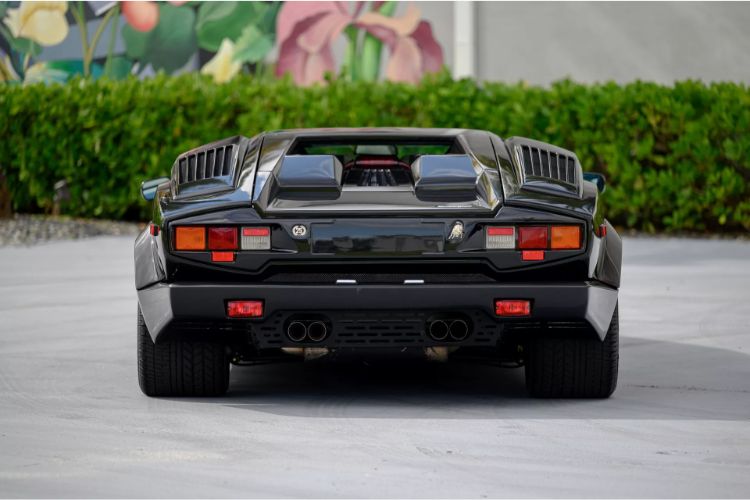 autoexclusvie-1990-lamborghini-countach-25th-anniversary-edition-aukcija-1