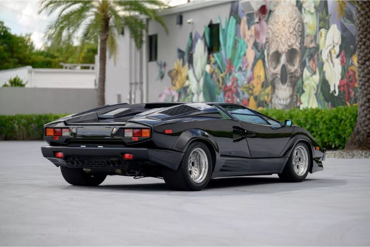 autoexclusvie-1990-lamborghini-countach-25th-anniversary-edition-aukcija-3