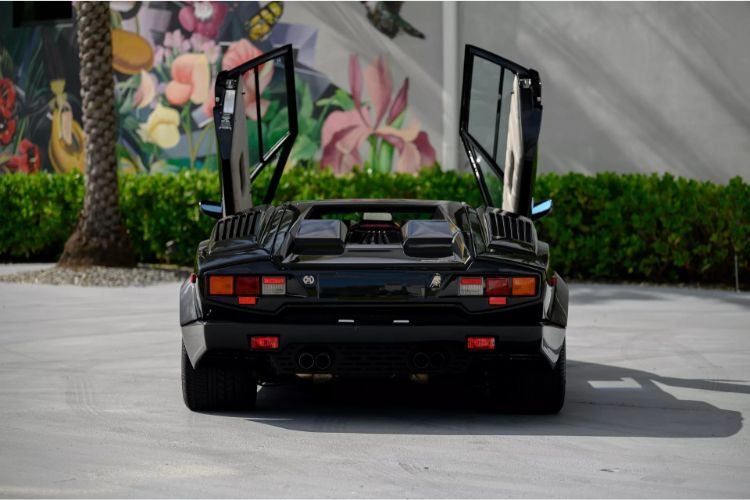 autoexclusvie-1990-lamborghini-countach-25th-anniversary-edition-aukcija-15