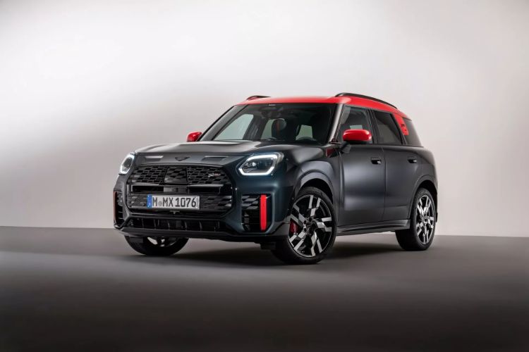 2025-mini-john-cooper-works-countryman-63