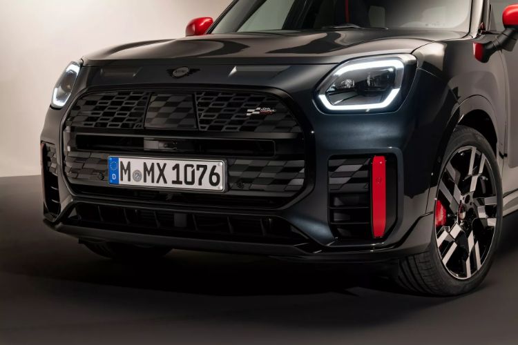 2025-mini-john-cooper-works-countryman-78