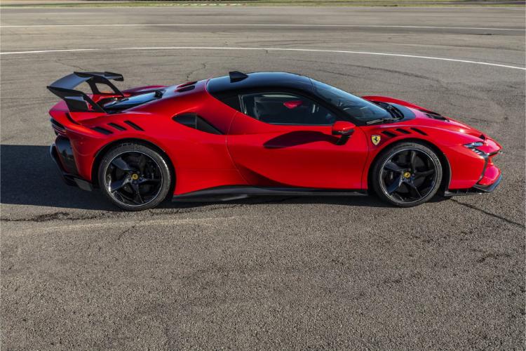 ferrari-oborio-rekord-staze-sa-sf90xx-stradale-modelom-33