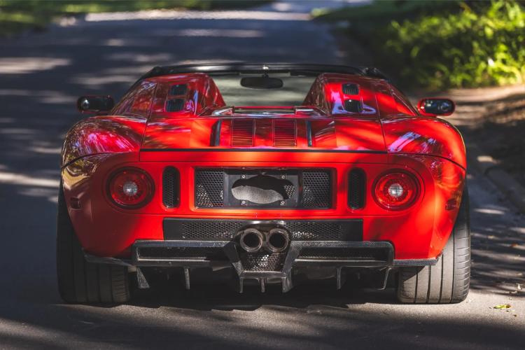 ford-gt-32