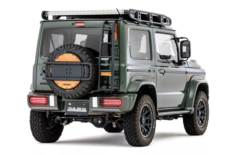 japanski-tjuner-pretvara-suzuki-jimny-u-mladeg-brata-mercedes-g-class-modela-10