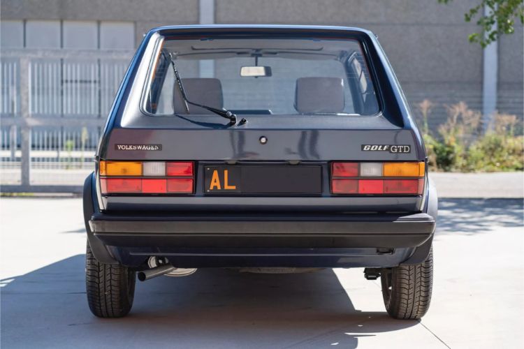 1982-vw-golf-gtd-00001-2048x1366