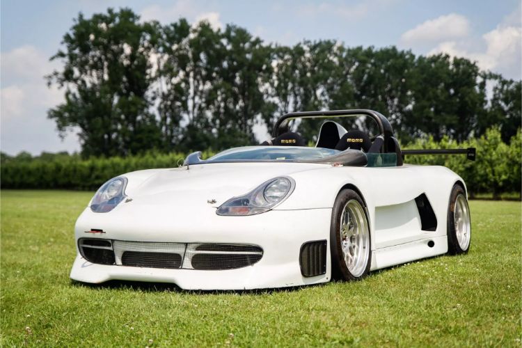 porsche-boxster-pretvoren-u-trkacku-zver-duplog-turbo-punjenja-3