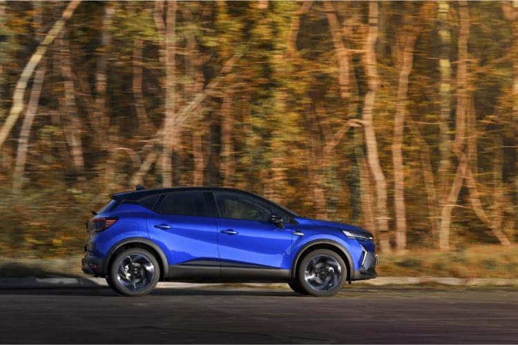 renault-captur-2024-dobija-novi-izgled-i-novu-esprit-alpine-opremu-5